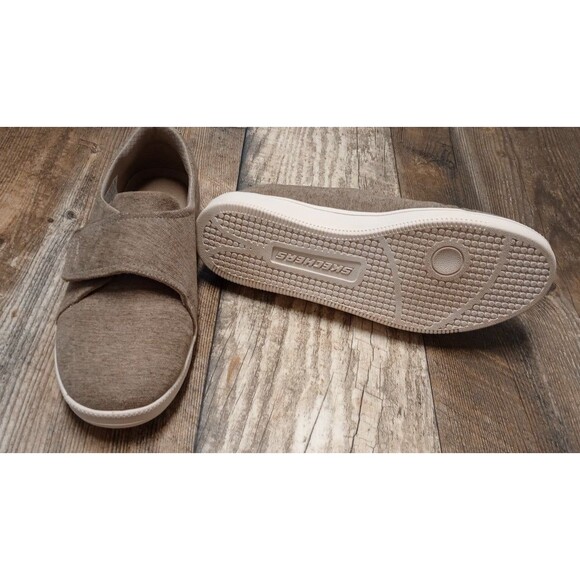 Women's Skechers Madison Ave - Distinctively Velcro Memory Foam Sneakers, 7.5 - Picture 1 of 11